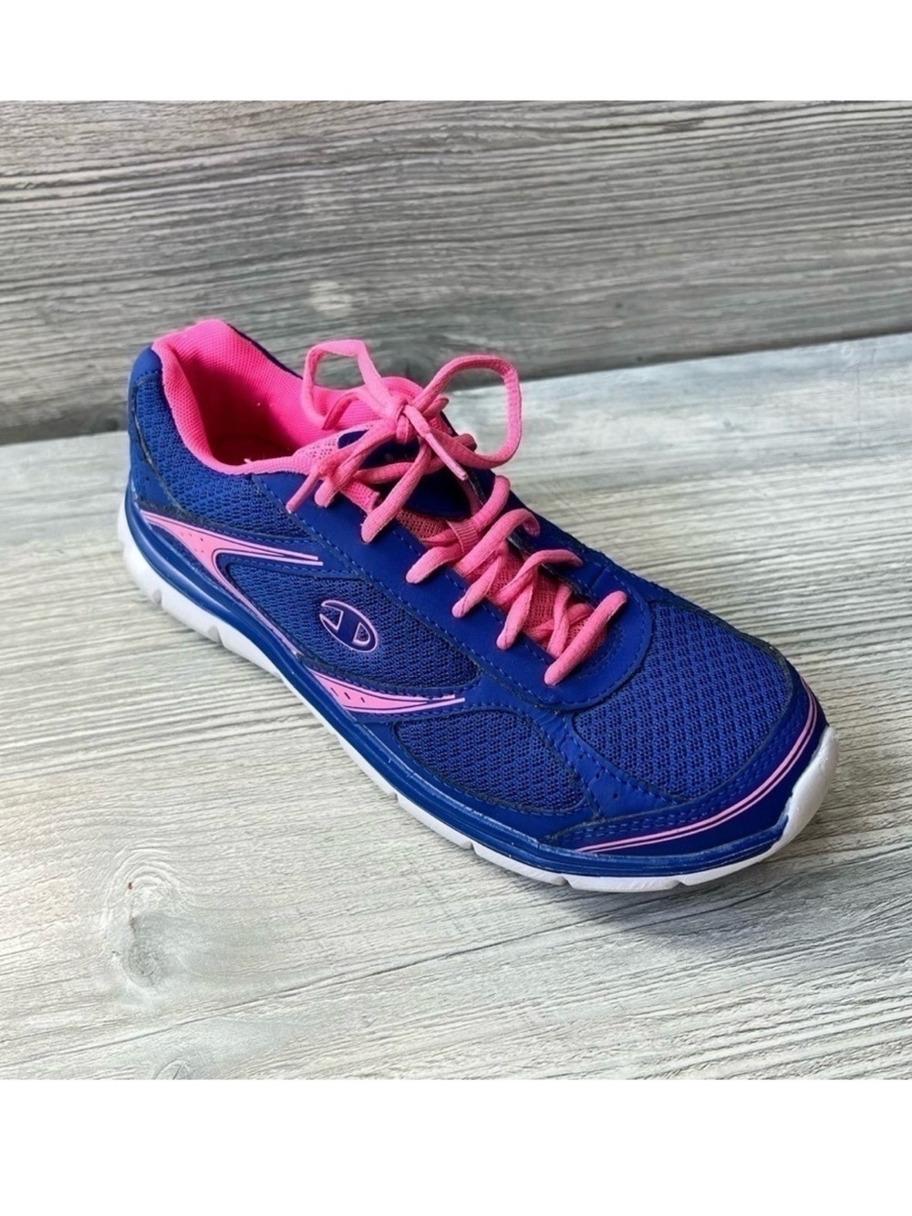 EUC Champion blue and pink lace up athletic shoes size 8.5